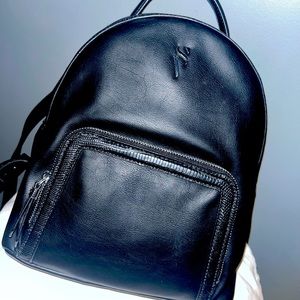 Simply Vera Wang backpack bag with wallet